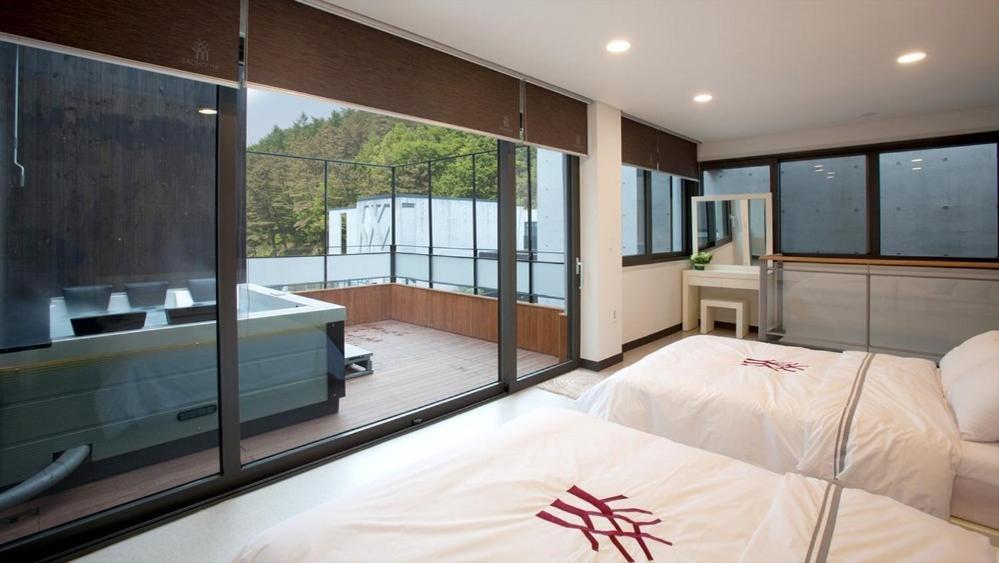 Bao House Pool Villa ยังพย็อง ภายนอก รูปภาพ