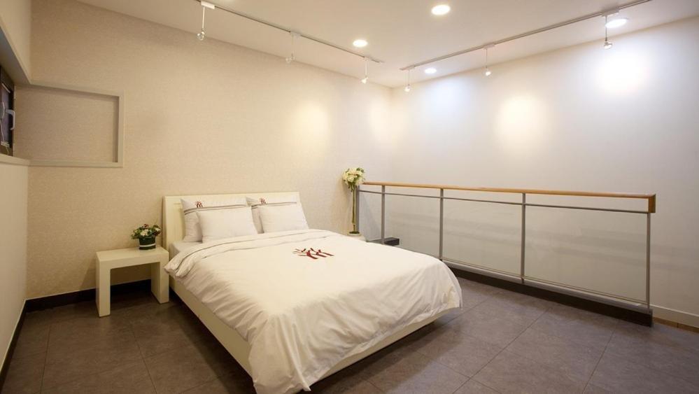Bao House Pool Villa ยังพย็อง ภายนอก รูปภาพ