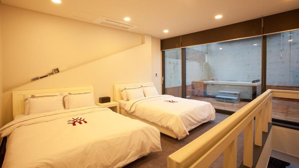 Bao House Pool Villa ยังพย็อง ภายนอก รูปภาพ