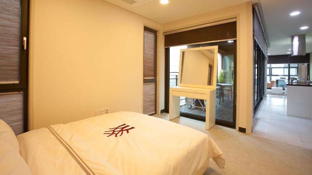 Bao House Pool Villa ยังพย็อง ภายนอก รูปภาพ