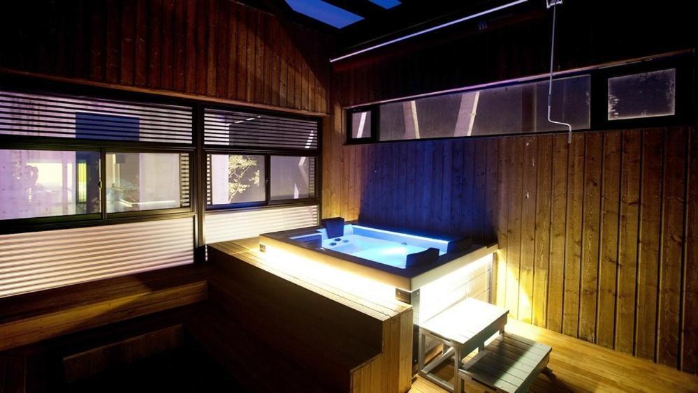 Bao House Pool Villa ยังพย็อง ภายนอก รูปภาพ
