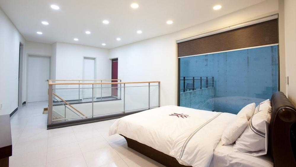 Bao House Pool Villa ยังพย็อง ภายนอก รูปภาพ